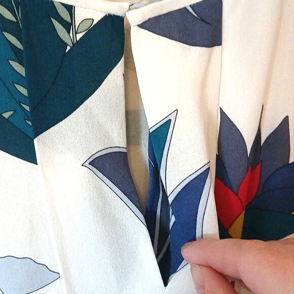 Tory Burch Anatolie Utopia floral dress Pleated Front Size 8 Silk - Picture 4 of 8